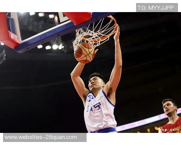 李晓旭的成长之路：从普通学生到篮球明星的奋斗历程与心路历程